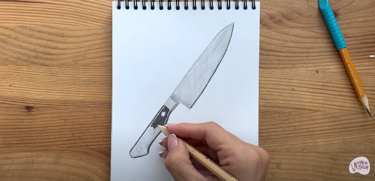 Рисуем Кухонный нож